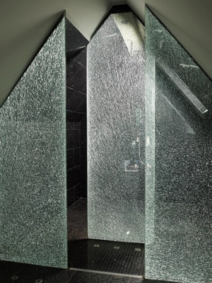Cracked Ice Decorative Laminated Glass Panels With Nano Coating supplier