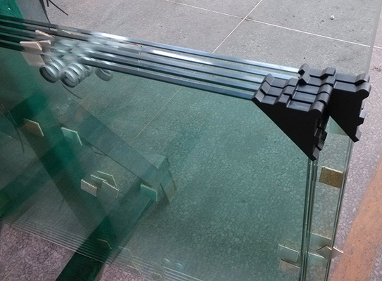 Safety Frameless Shower Door Glass Heat Soaked BS6206 Standards supplier