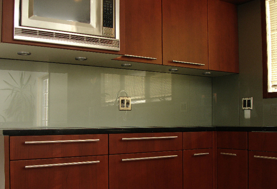White Plate Glass Backsplash , Painting Laminate Backsplash Low E Glass supplier